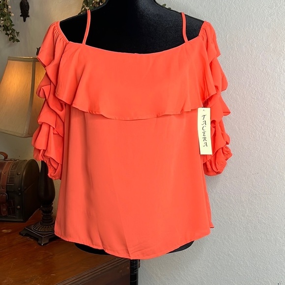 Tacera Tops - NWT Tacera | Coral Puff Tier Cold Shoulder Top | Size Small